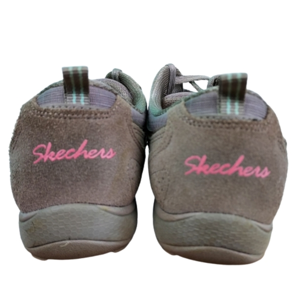 Skechers relaxed fit memory foam shoes, women's size 7, grey - Picture 4 of 9